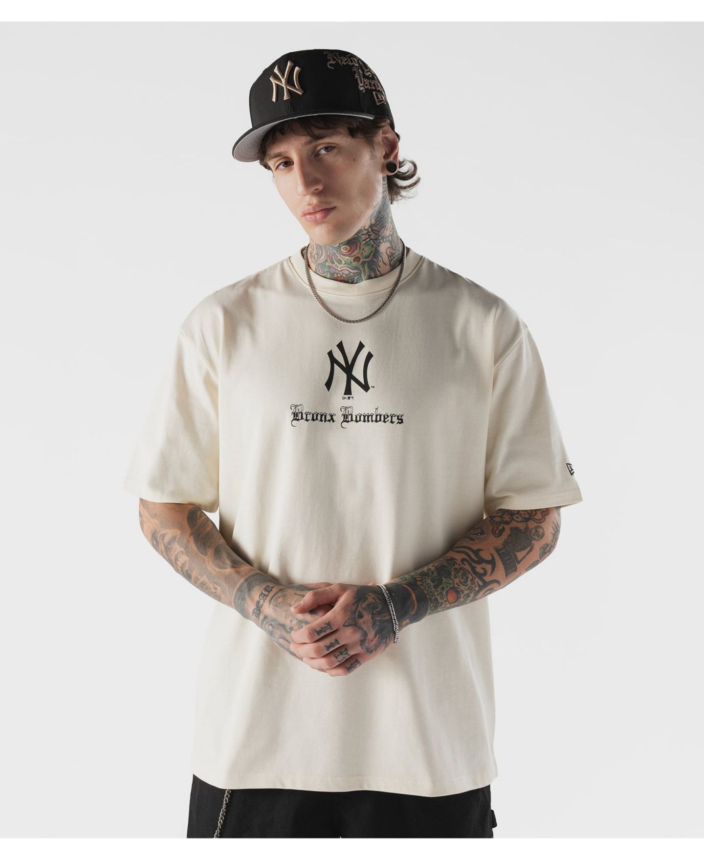 Мужская футболка New Era Cream New York Yankees Heritage Gothic Lettering — фото 1