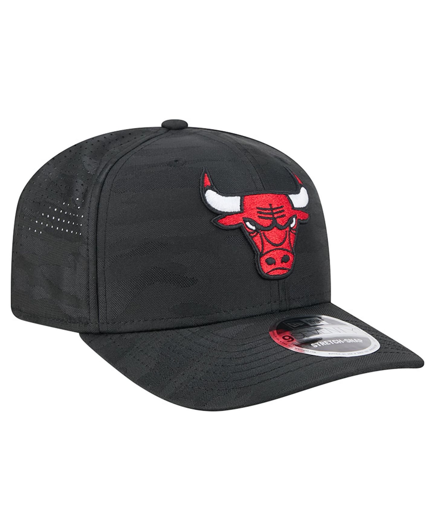 Мужская кепка New Era Black Chicago Bulls Camo 9SEVENTY Perforated Adjustable Hat — фото 2