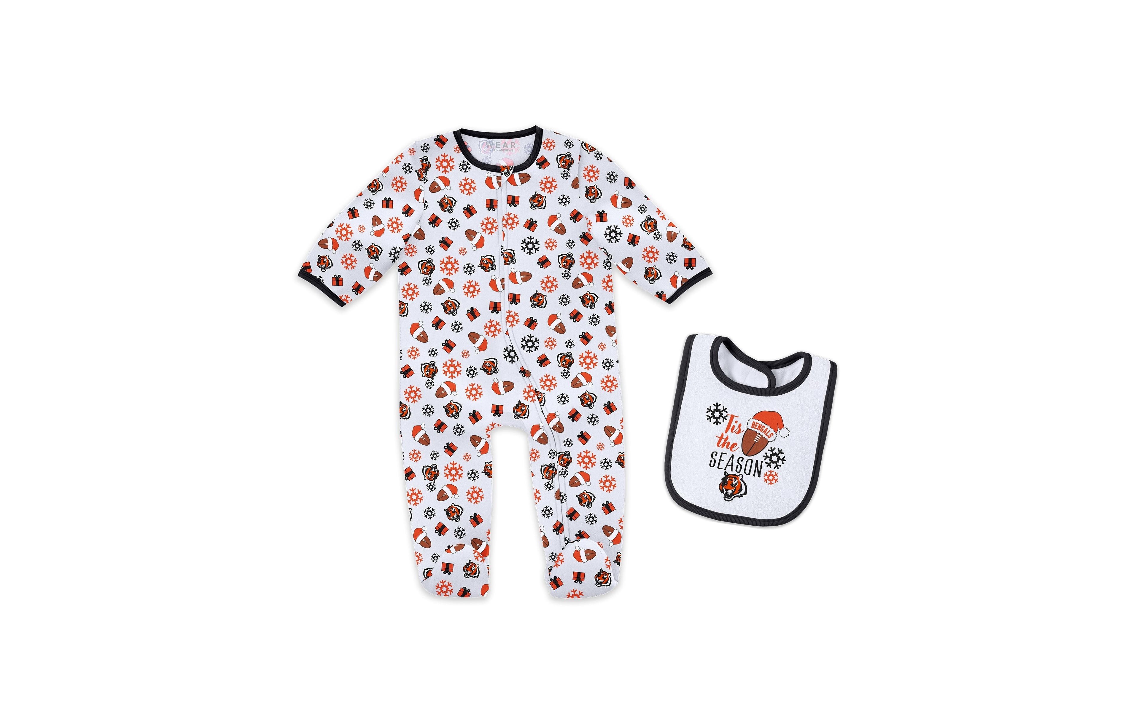 Wear by Erin Andrews Baby Boys and Girls Cincinnati Bengals Holiday Full-Zip Sleeper Bib Set