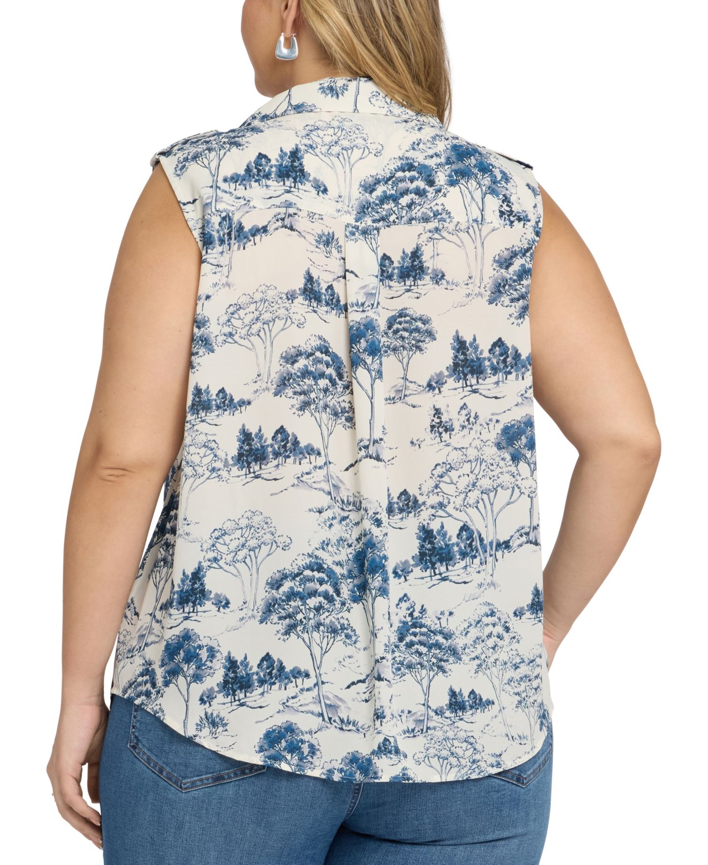 Женская блузка NYDJ Plus Size Gabrielle Toile Print Sleeveless, цвет: Le Parc De Treville — фото 3