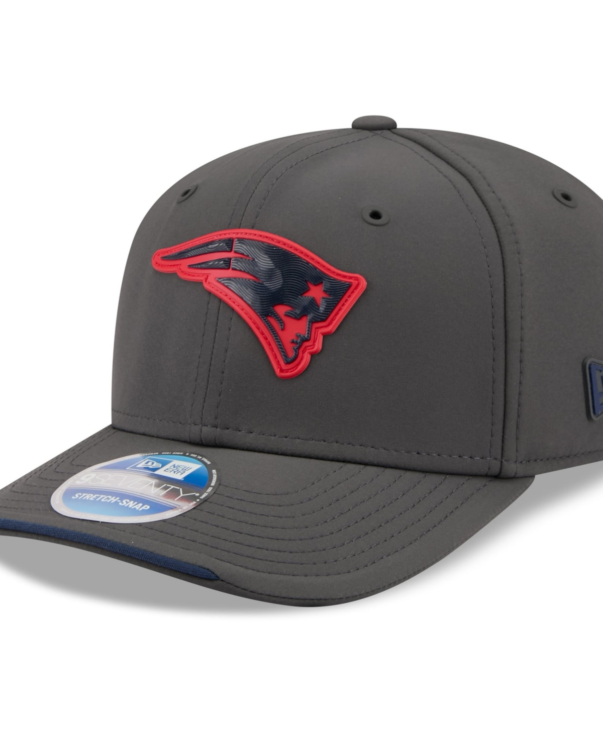 New Era Men's Charcoal New England Patriots 2026 Sideline Cold Weather 9SEVENTY Adjustable Hat