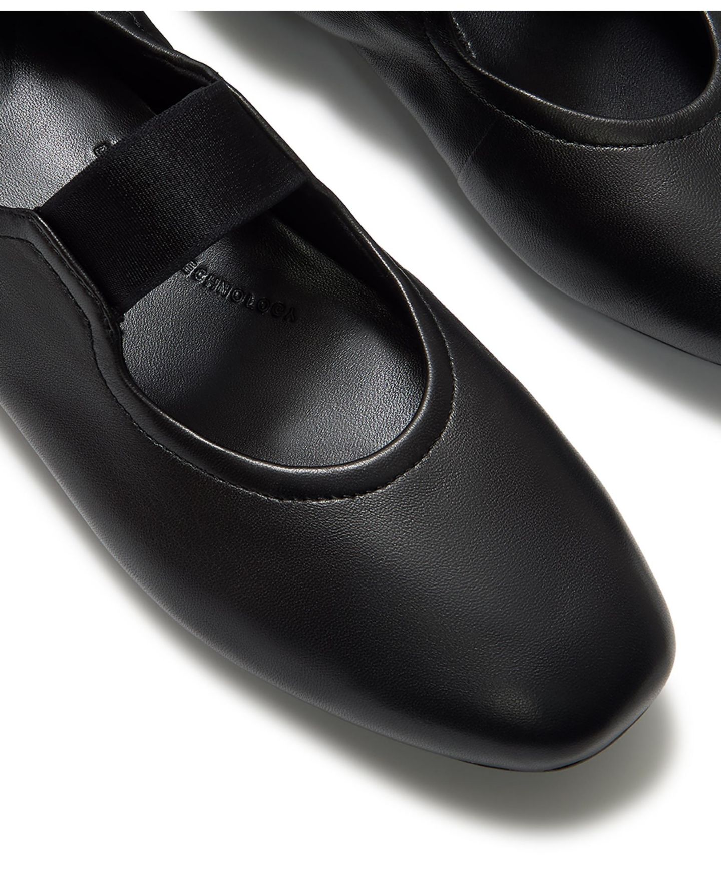 Женские балетки FitFlop Delicato Poise Round Toe Dynamicush Cushioning Mary Jane, цвет: Чёрный кожаный — фото 4