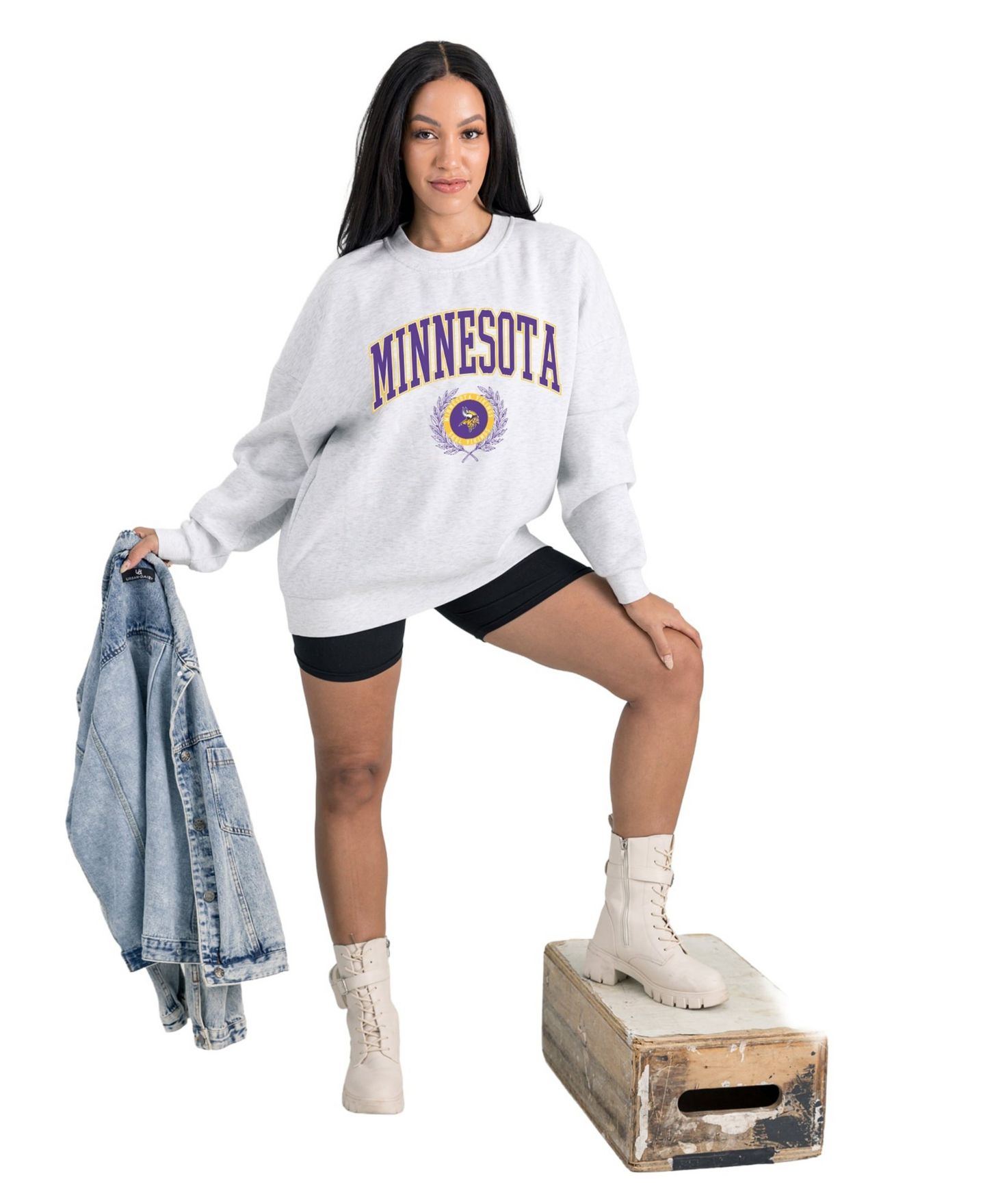 Женская толстовка Gameday Couture Ash Minnesota Vikings Traditional Logo Oversized Premium Fleece Pullover — фото 2