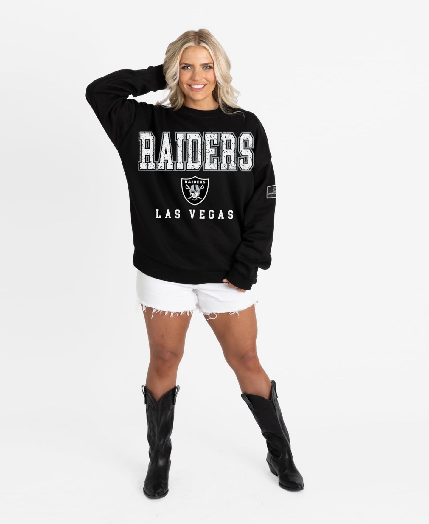 Женская толстовка Gameday Couture Black Las Vegas Raiders Oversized Level Up Black Label Premium Fleece — фото 3