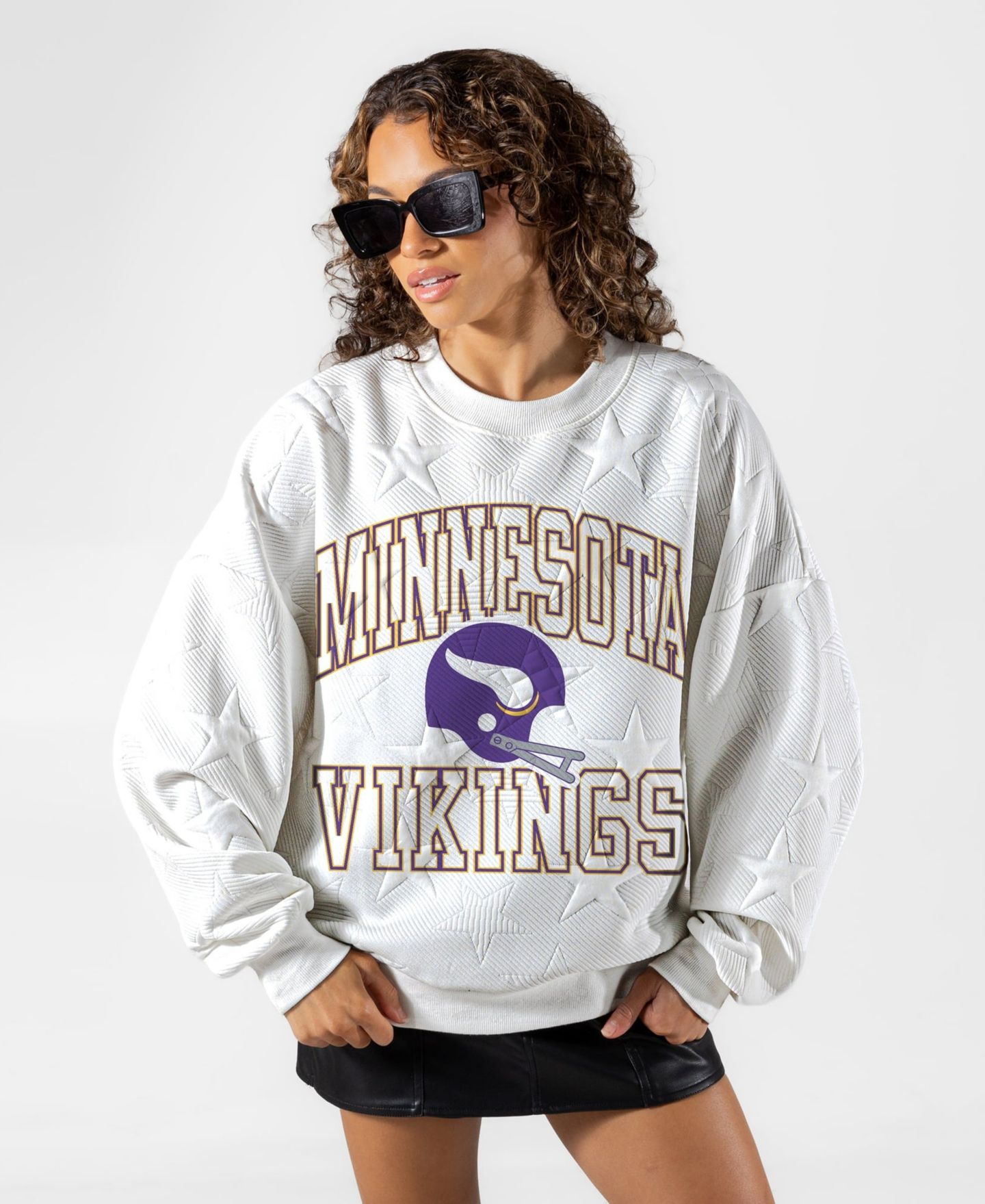 Женская толстовка Gameday Couture White Minnesota Vikings Big Play Energy Tonal Star Embossed — фото 1