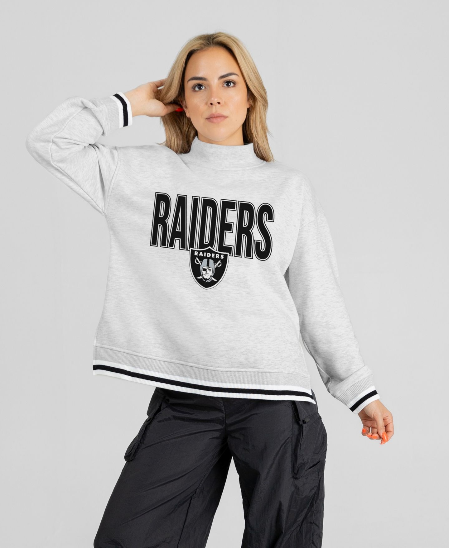 Женская толстовка Gameday Couture Ash Las Vegas Raiders Rally Point Contrast Stripe Mock Neck — фото 5