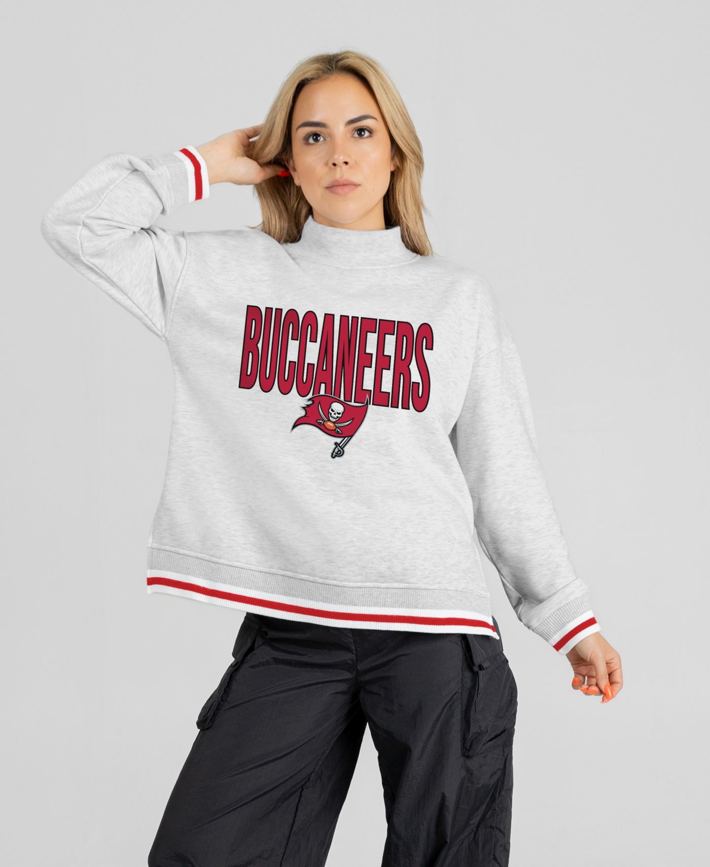 Женская толстовка Gameday Couture Ash Tampa Bay Buccaneers Rally Point Contrast Stripe Mock Neck — фото 5