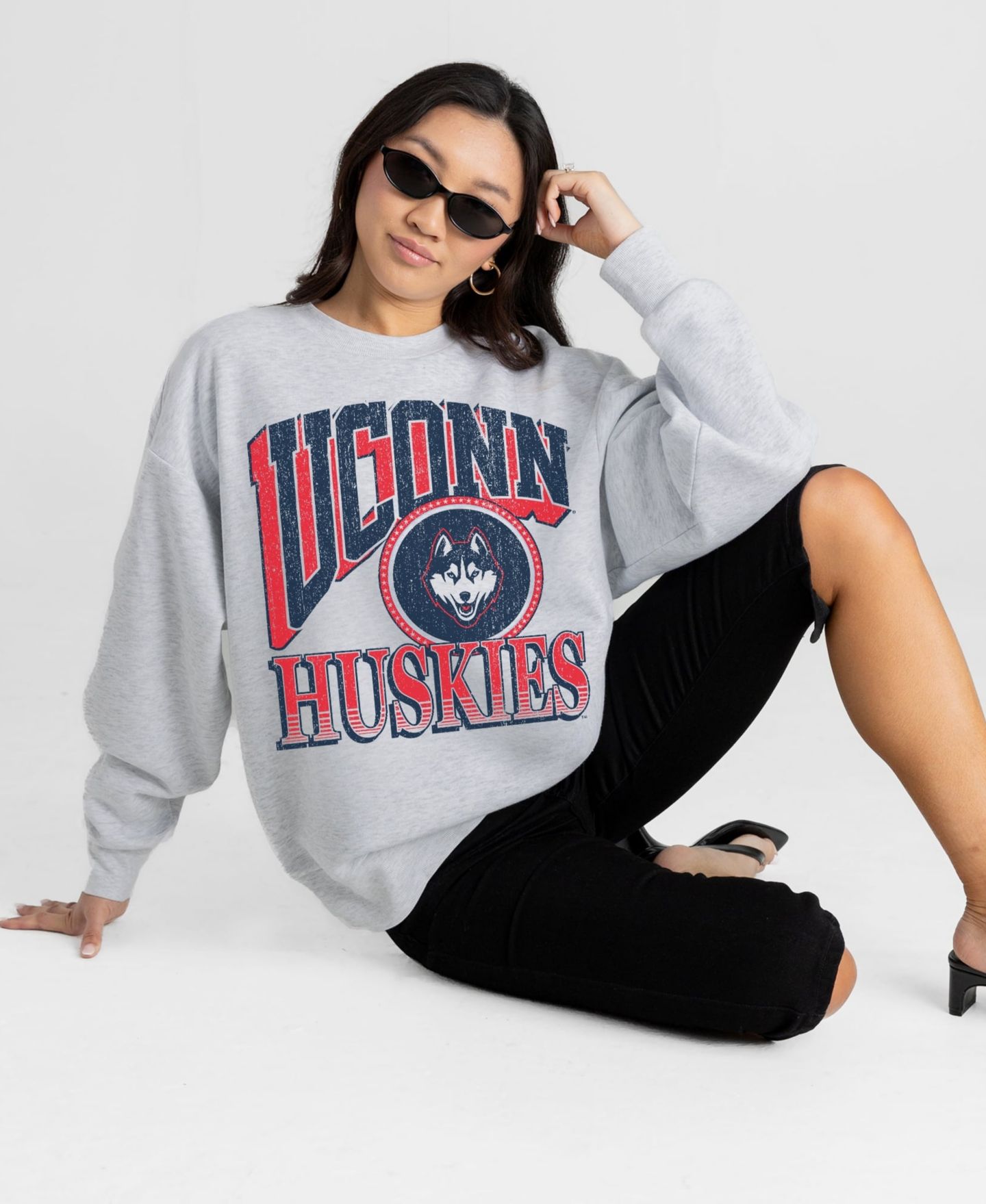 Женская толстовка Gameday Couture Ash UConn Huskies Game On — фото 3