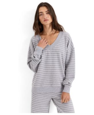 Women's Luxe Organic Cotton Waffle Knit V-Neck Long-Sleeve Top