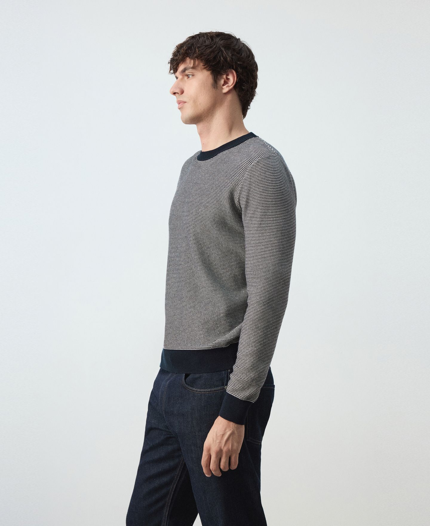 Мужской свитер Mango Jersey Mapu-I Crewneck Long-Sleeve Contrasting Collar Pullover, цвет: Тёмно-синий — фото 3