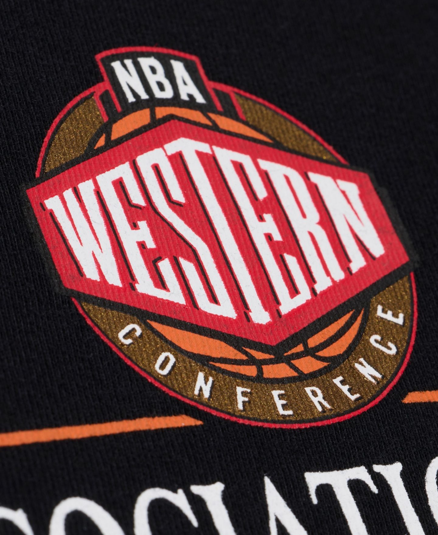 Женская футболка Mitchell & Ness Mitchell Ness Black Phoenix Suns Street Graphic Boxy Crop — фото 5