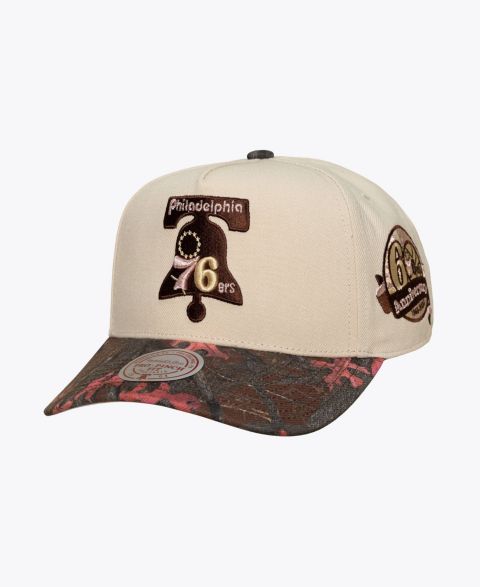 Кепка Mitchell & Ness Cream Philadelphia 76ers Hardwood Classics Fall Pink Pro Snapback Hat