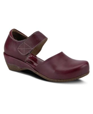Gloss Hand-Painted Leather Round-Toe Mary Jane Flats