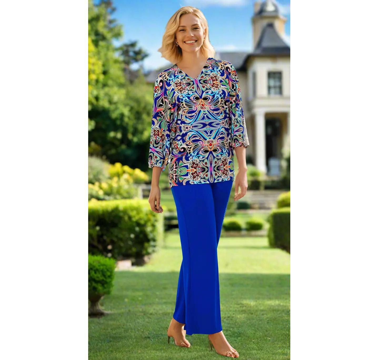 Женский топ La Moda Clothing Medallion-Print Bell-Sleeve V-Neck Tunic Top, цвет: Тёмно-синий с принтом — фото 7