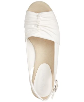 easy street kindly sandals