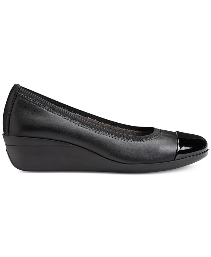 aerosoles navy blue flats