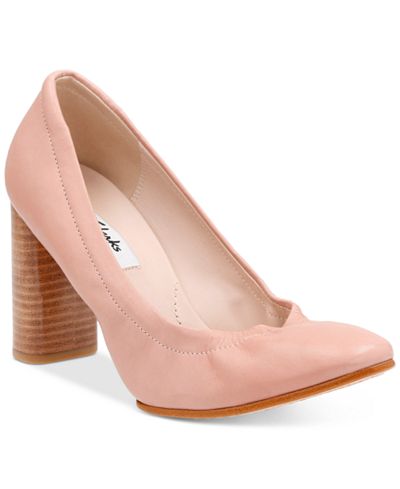 Clarks Artisan Women's Grace Eva Pumps