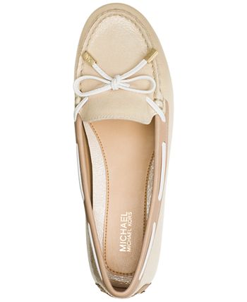 Michael kors daisy moc flats deals