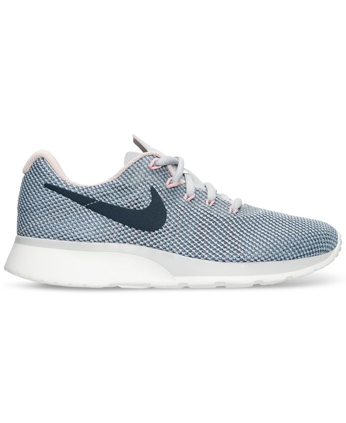 nike tanjun racer women's sneakers