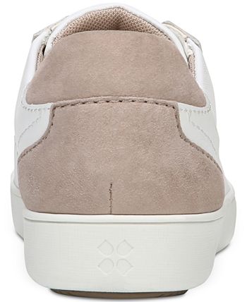 Naturalizer morrison hot sale white leather