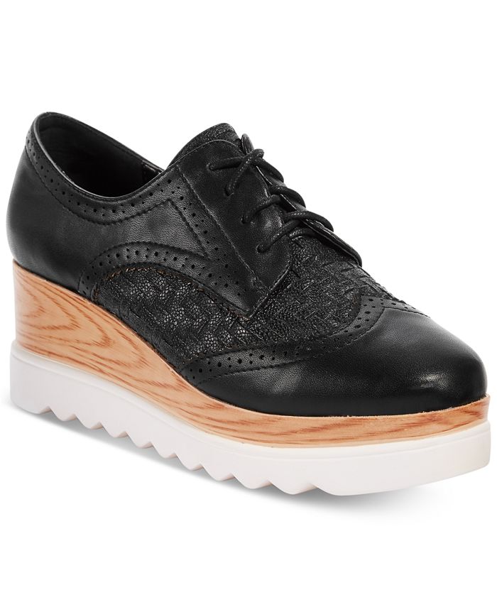 Macy's wanted shoes discount