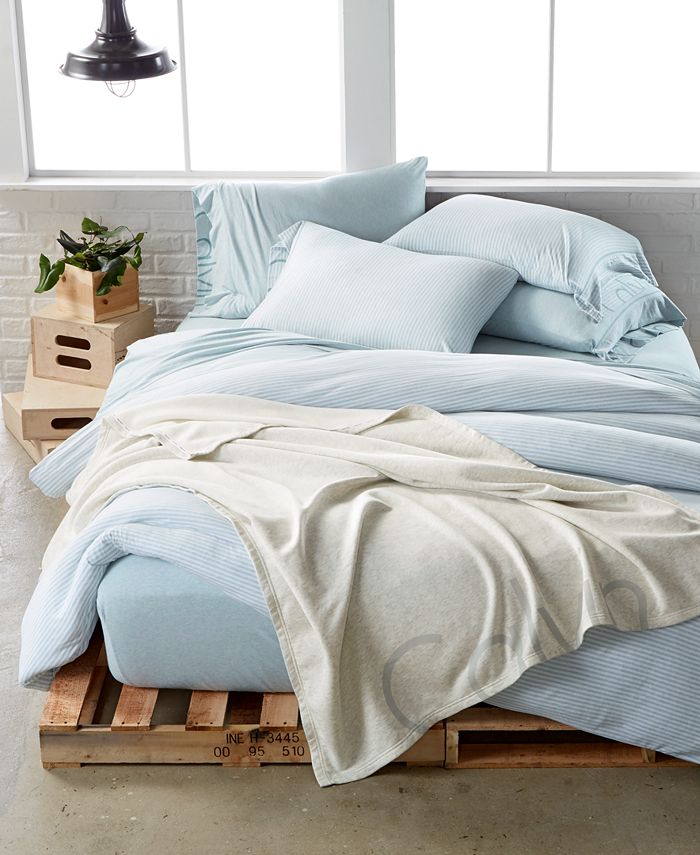 Calvin Klein Pulse Duvet Covers & Reviews - Designer Bedding - Bed & Bath -  Macy's