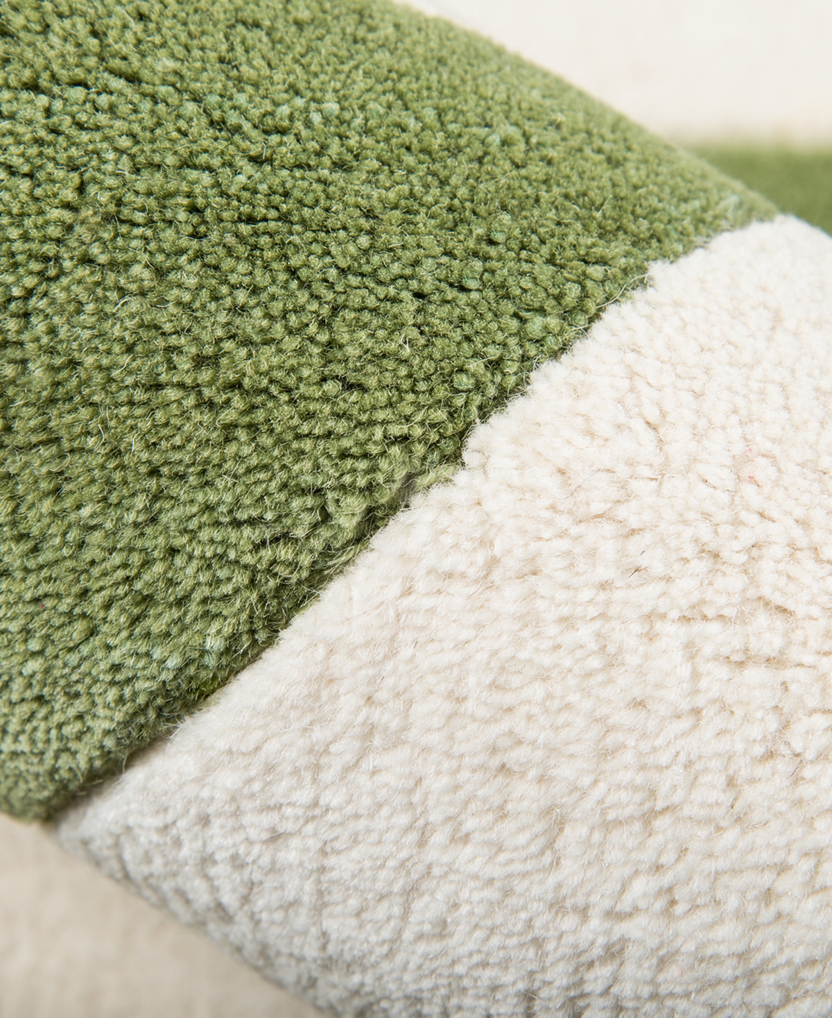 Novogratz by Momeni Delmar DEL06 Area Rug