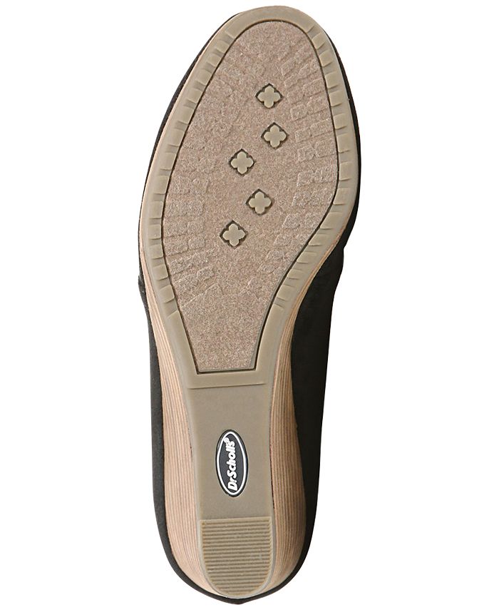 how should chaco sandals fit