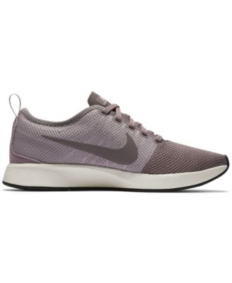 macy womens nike