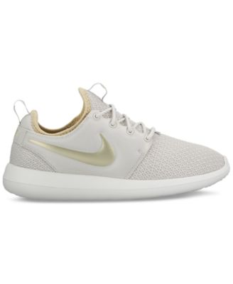 nike roshe two review