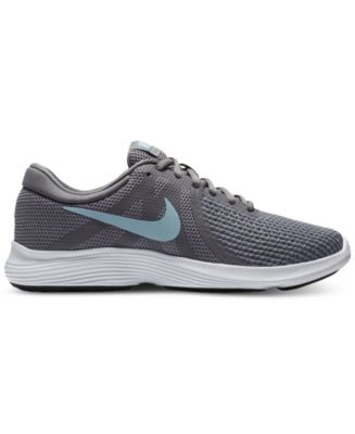 nike women's revolution 4 review