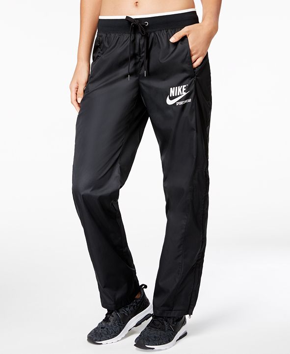 nike sportswear pants