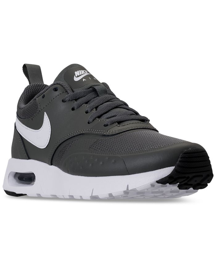 forslag dagsorden race Nike Big Boys' Air Max Vision Running Sneakers from Finish Line - Macy's