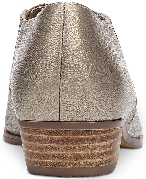 naturalizer shooties