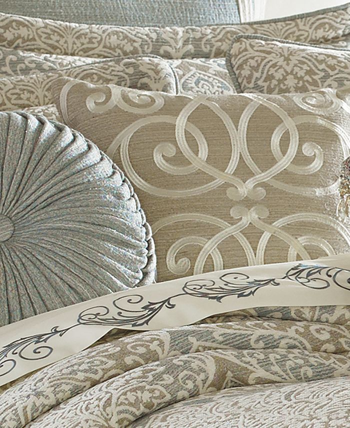 J Queen New York Romano Ice Blue 4Pc. King Comforter Set Macy's