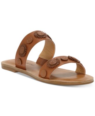 lucky brand flip flops