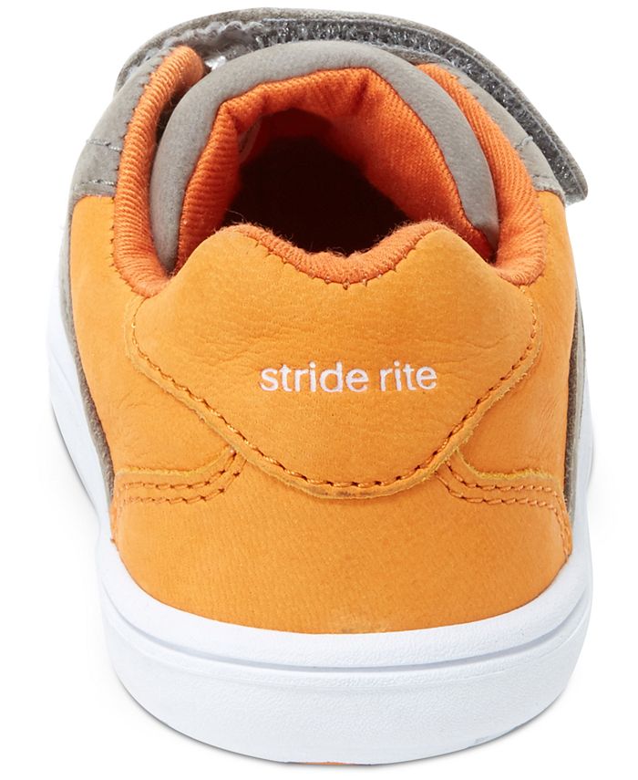 Stride rite outlet noe sneaker