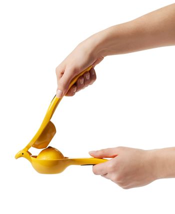 OXO - Citrus Squeezer