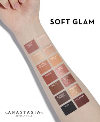 Soft Glam Eye Shadow Palette