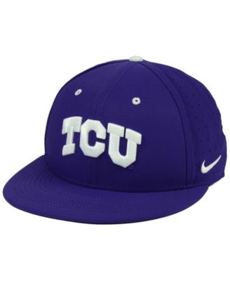 Nike - Aerobill True Fitted Baseball Cap