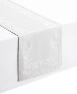 white table runner