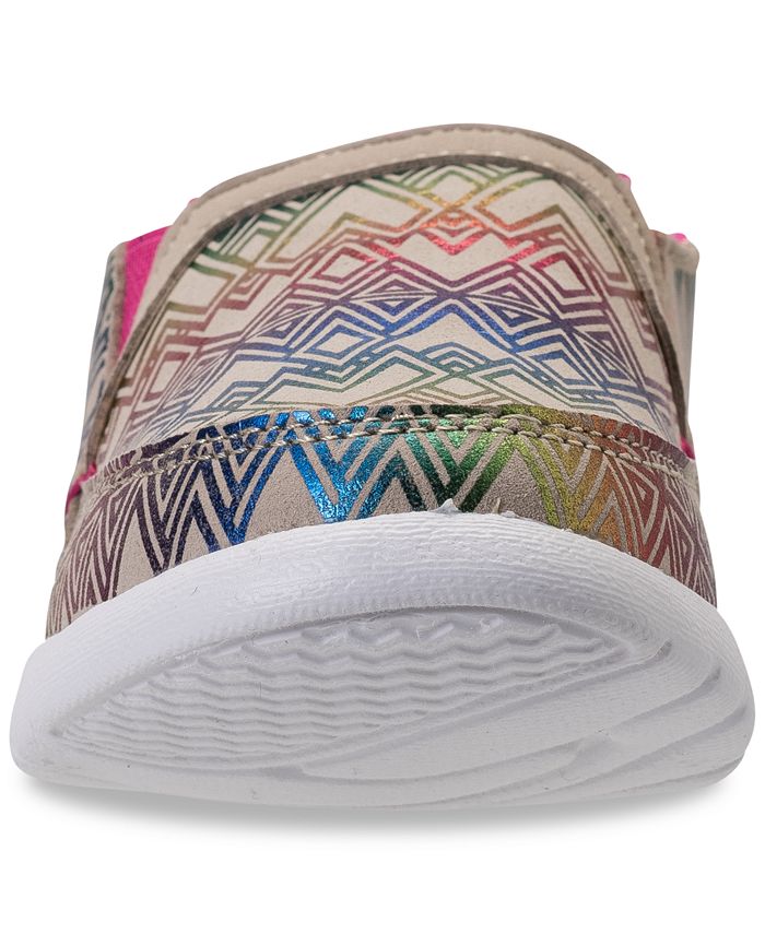 BEARPAW Little Girls' Sunny Linen Aztec Casual Sneakers from Finish ...