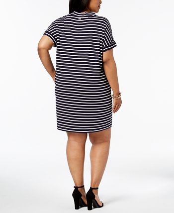 Effortless Elegance: Plus Size Striped V-Neck Sweater
