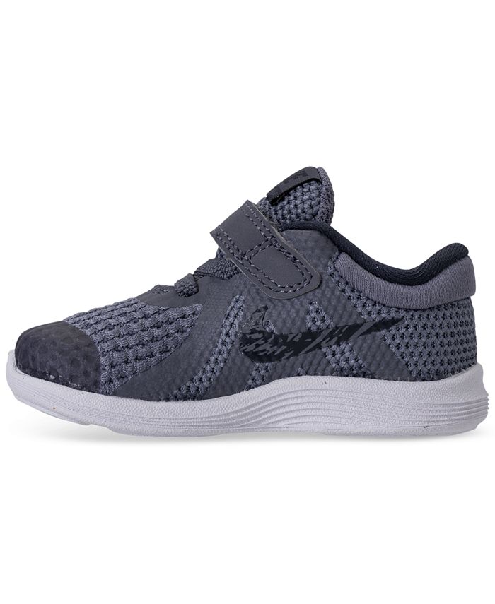 toddler boy nike revolution 4