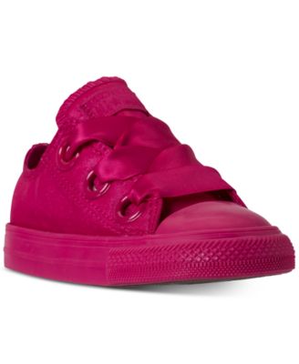 converse chuck taylor ox trainers in pink satin