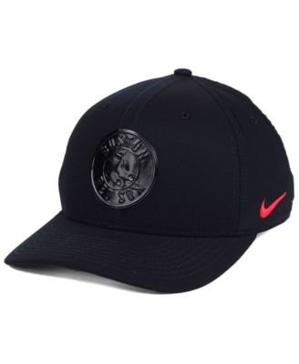 Nike - Gloss Swooshflex Stretch Fitted Cap