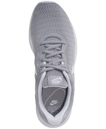 Women's nike 2024 tanjun wide width