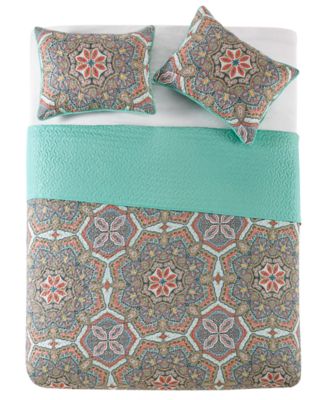 Yara Reversible 3-Pc. Full/Queen Quilt Set