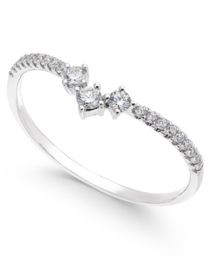 image of Diamond Curved Band (1/5 ct. t.w.) in 14k White Gold