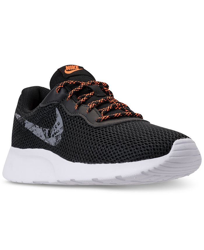 Nike tanjun macys online